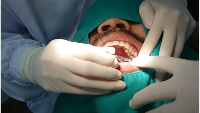 Re-infection After Root Canal Treatment： Signs, What to do