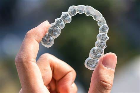 Dental Orthodontic: A Comprehensive Guide to Choosing the Best Options 10 Clear Aligners